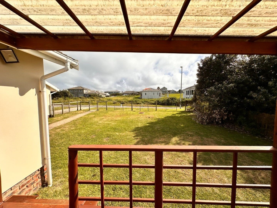 3 Bedroom Property for Sale in Kidds Beach Eastern Cape